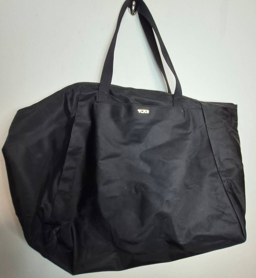 Tumi Voyager tote - Picture 3 of 10
